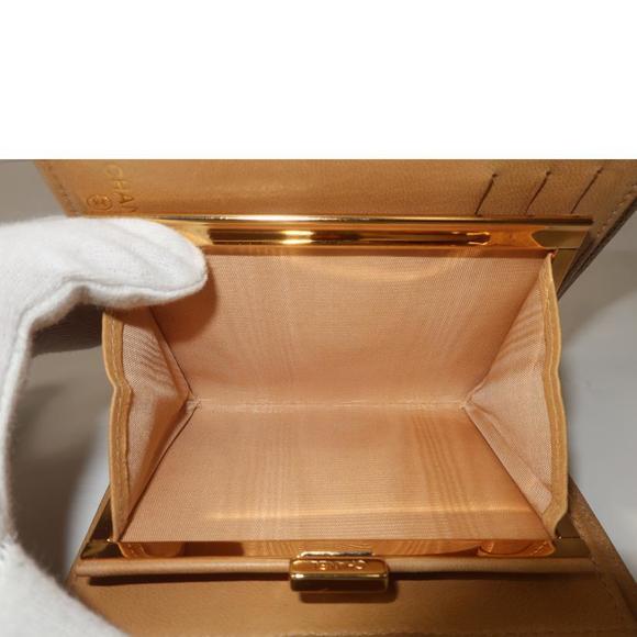 Chanel Wallet Beige Leather Bi-Fold - Picture 8 of 10